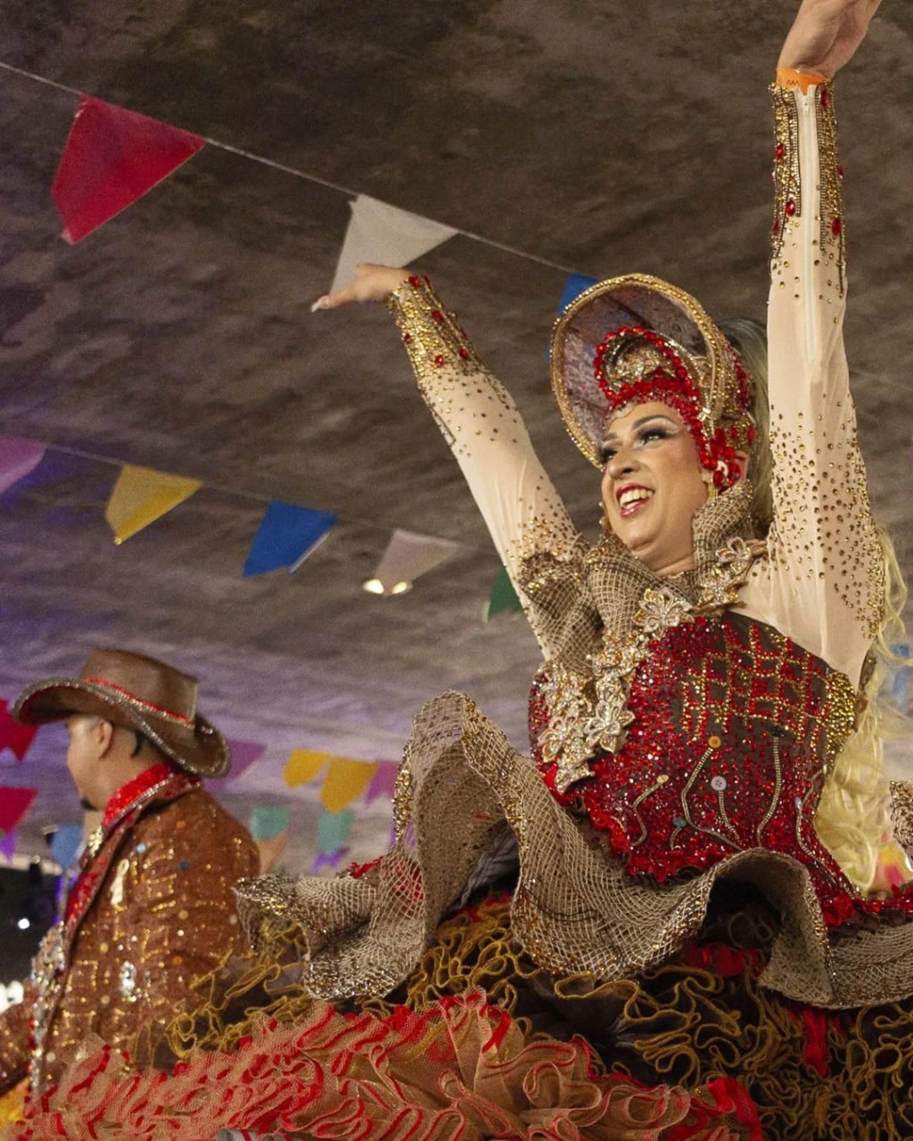 Teatro Popular Oscar Niemeyer recebe 1º Festival de Quadrilhas Juninas de Niterói 