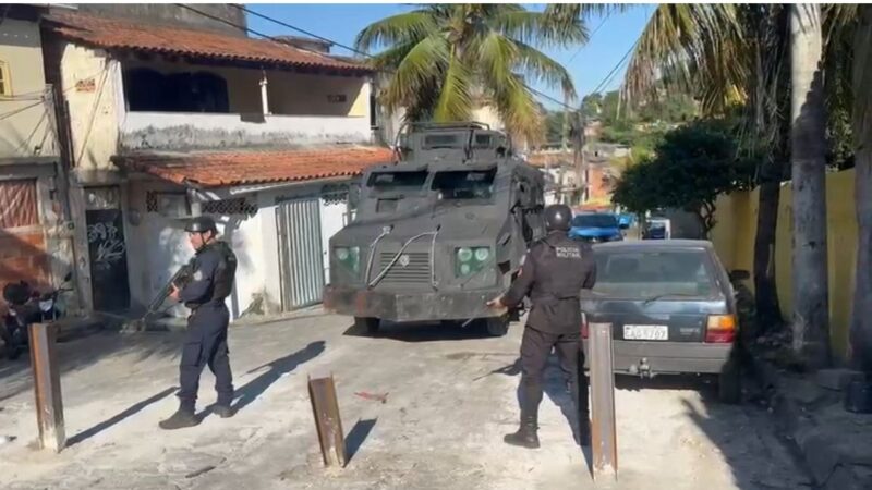 12º BPM intensifica ofensiva e avança para tirar Niterói das mãos do tráfico: não ficará uma só barricada!