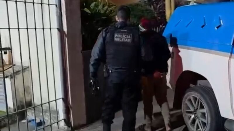 Operação Somando Forças prende suspeito com drogas dentro de carro de aplicativo em Maricá