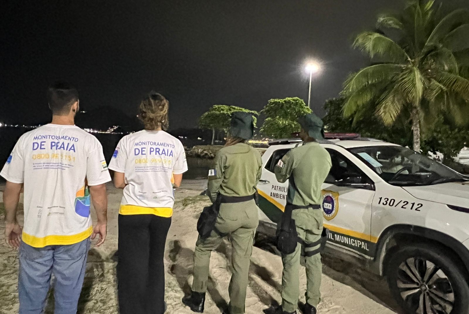 Elefante-marinho volta a aparecer na Praia de São Francisco, em Niterói, e autoridades pedem que população respeite o isolamento