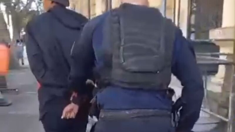 Suspeito é preso após roubo a ônibus no Terminal Rodoviário de Niterói