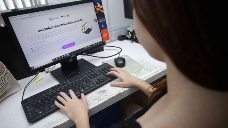 Dicionário de Linguagem Simples da Prefeitura de Niterói supera mil termos sobre gestão pública