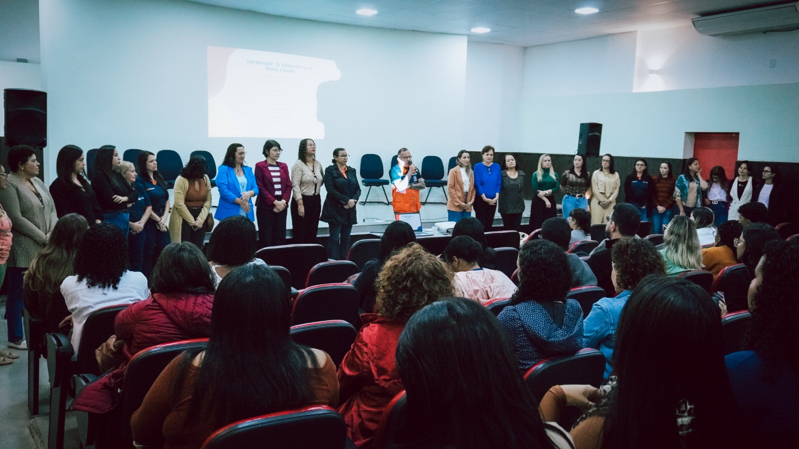 Itaboraí recebe novos professores concursados com formação de boas-vindas