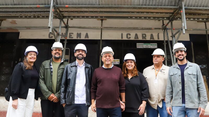 Prefeito de Niterói visita obras de recuperação do Cinema Icaraí