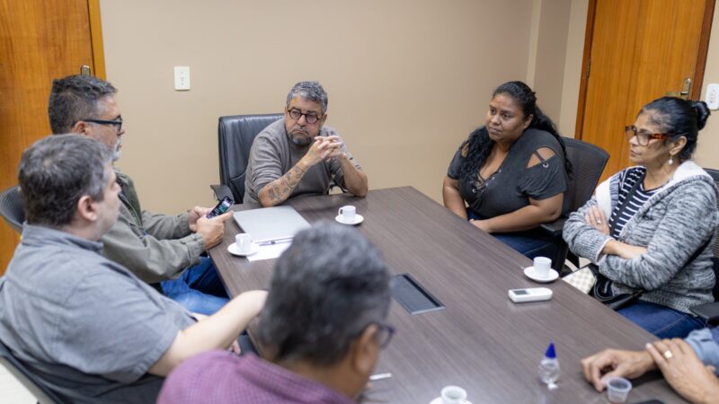 Quaquá recebe moradores em seu gabinete e reforça importância da participação popular na gestão municipal