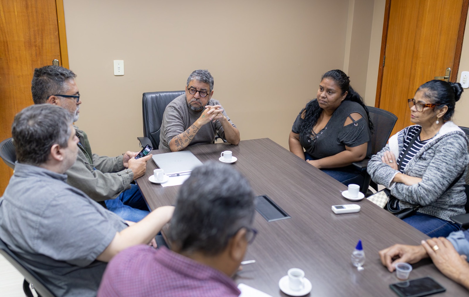 Quaquá recebe moradores em seu gabinete e reforça importância da participação popular na gestão municipal