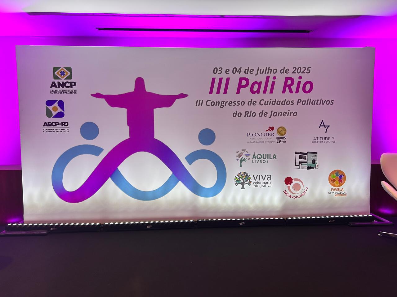 Profissionais do Hospital Municipal Dr. Ernesto Che Guevara apresentaram trabalho em congresso sobre cuidados paliativos