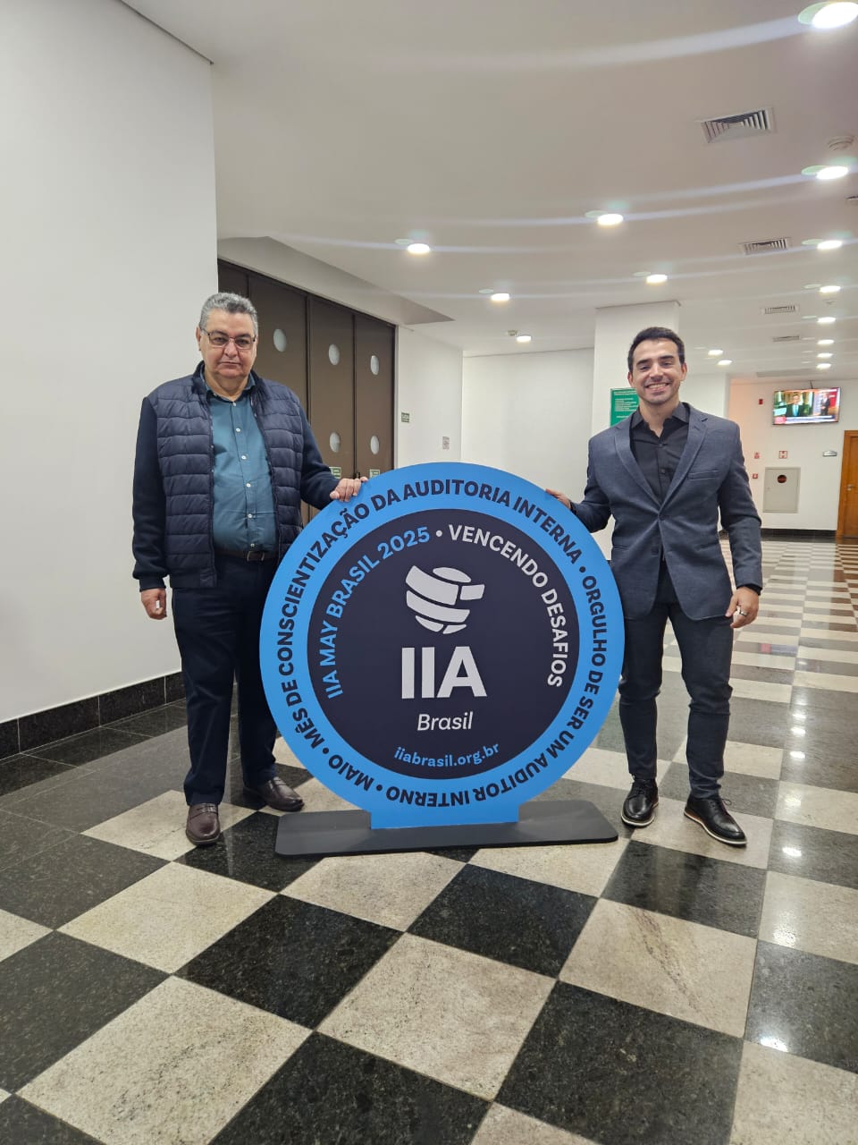 Controladoria Geral de Niterói é premiada por ações de valorização da auditoria interna