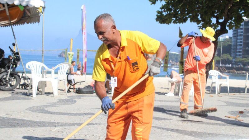 Clin realiza operação especial no primeiro domingo do programa Orla Viva na Praia de Icaraí 