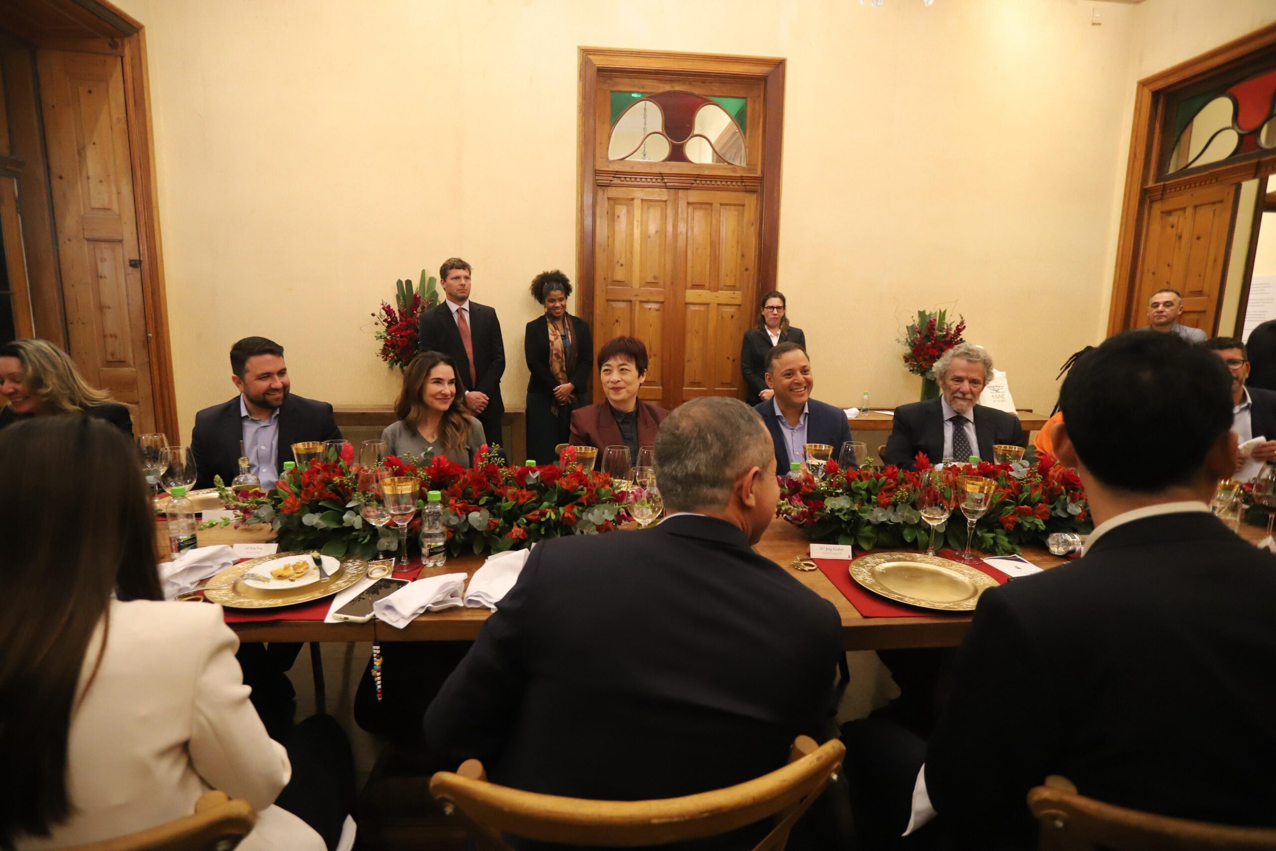 Prefeitura de Niterói recebe cônsul-geral da China para discutir parcerias