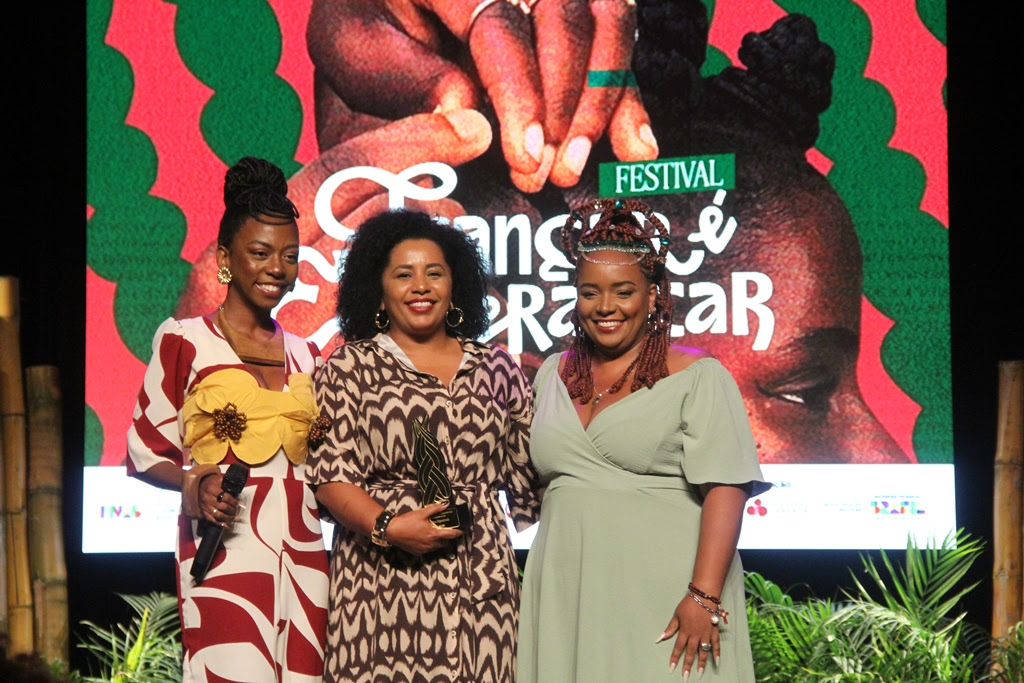 Teatro Municipal de São Gonçalo recebe festival que valoriza a cultura e ancestralidade negra