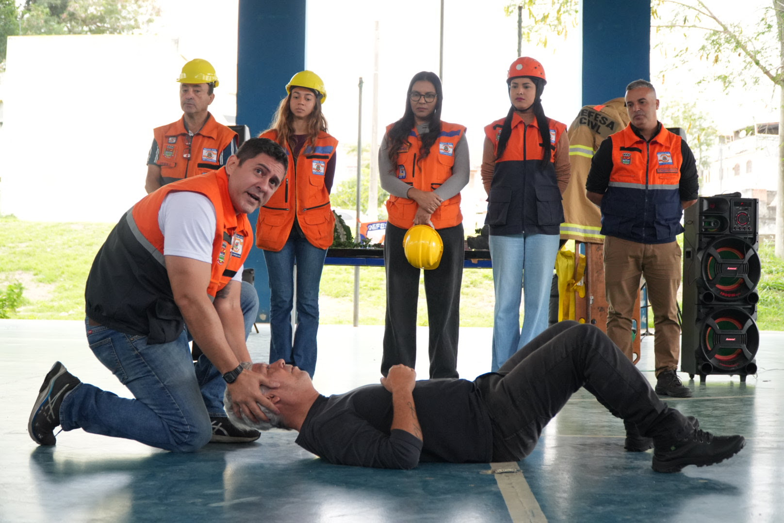 Defesa Civil orienta estudantes sobre primeiros socorros 