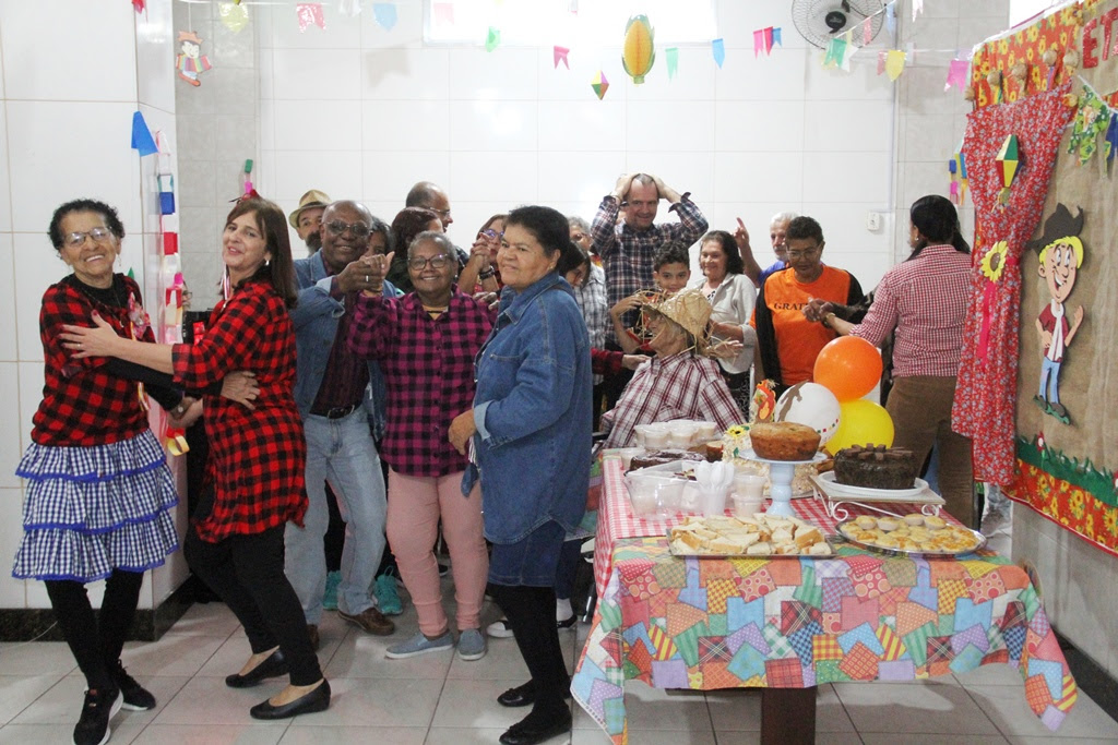 São Gonçalo reúne idosos em projeto Envelhecer com Saúde