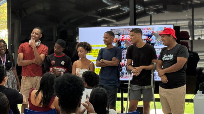 Território da Juventude promove primeiro encontro com jovens e familiares do Viradouro