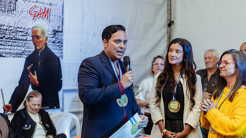 Profissionais da comunicação são homenageados com a medalha Alexandra Lambraki