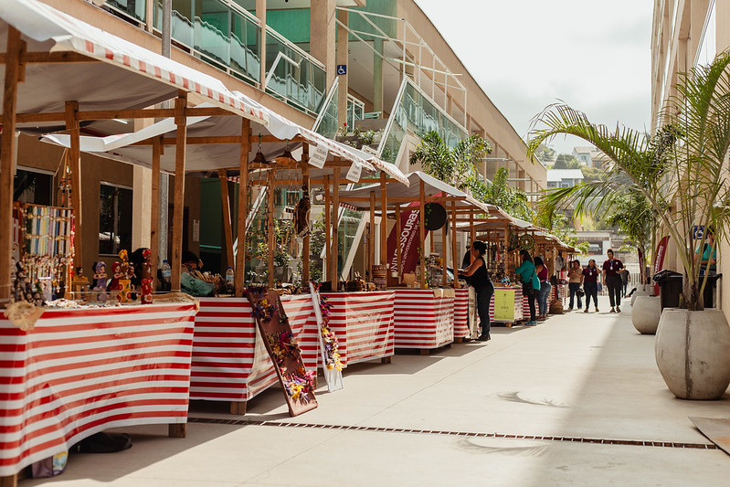 Eduardo Suplicy é destaque no primeiro dia do Congresso BIEN, em Maricá
