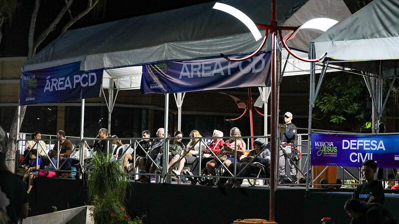 Marcha para Jesus em Maricá arrasta multidão em nome da fé cristã