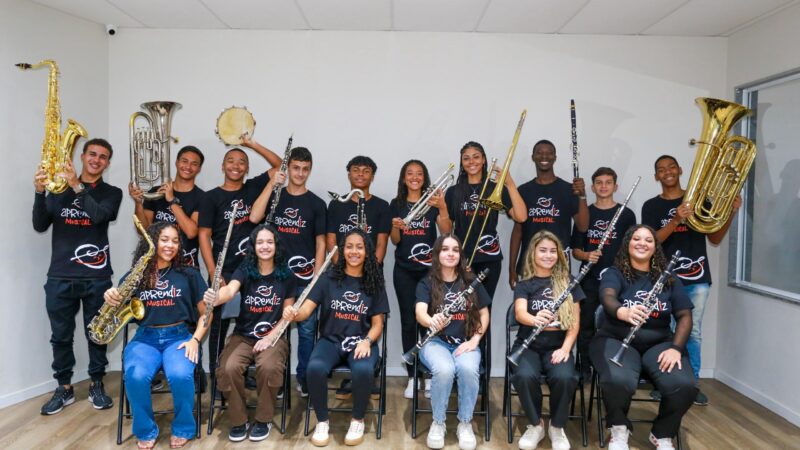 Aprendiz Musical leva música gratuita a espaços culturais de Niterói