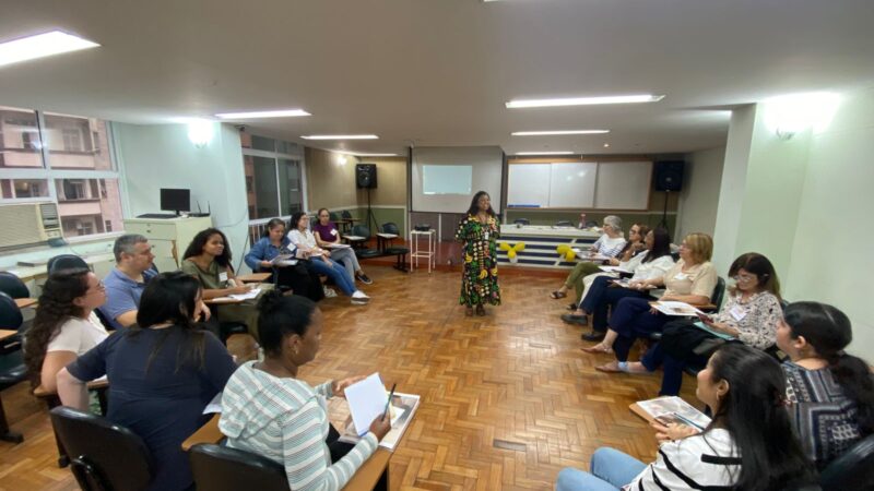 Saúde de Niterói capacita multiplicadores em amamentação