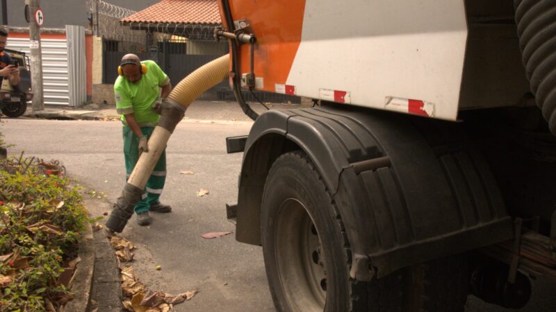 Clin intensifica limpeza em bairros de Niterói