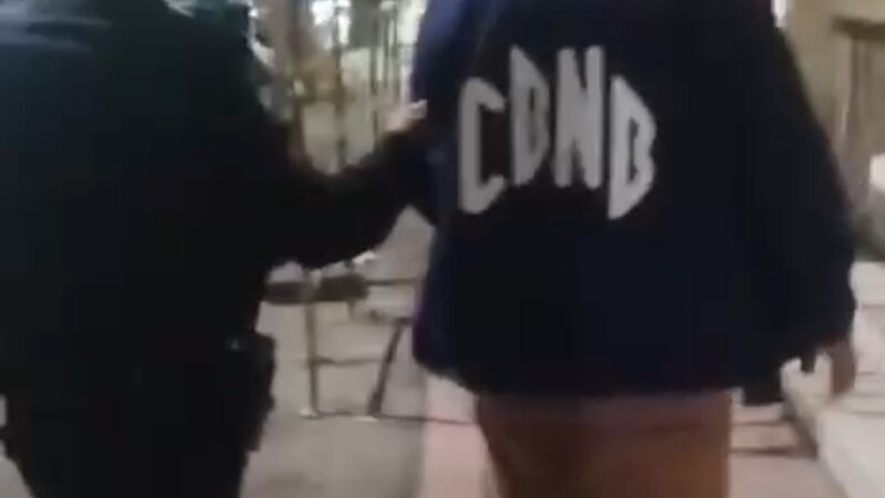 Polícia Militar recupera carro roubado e prende homem por receptação no Centro de Niterói