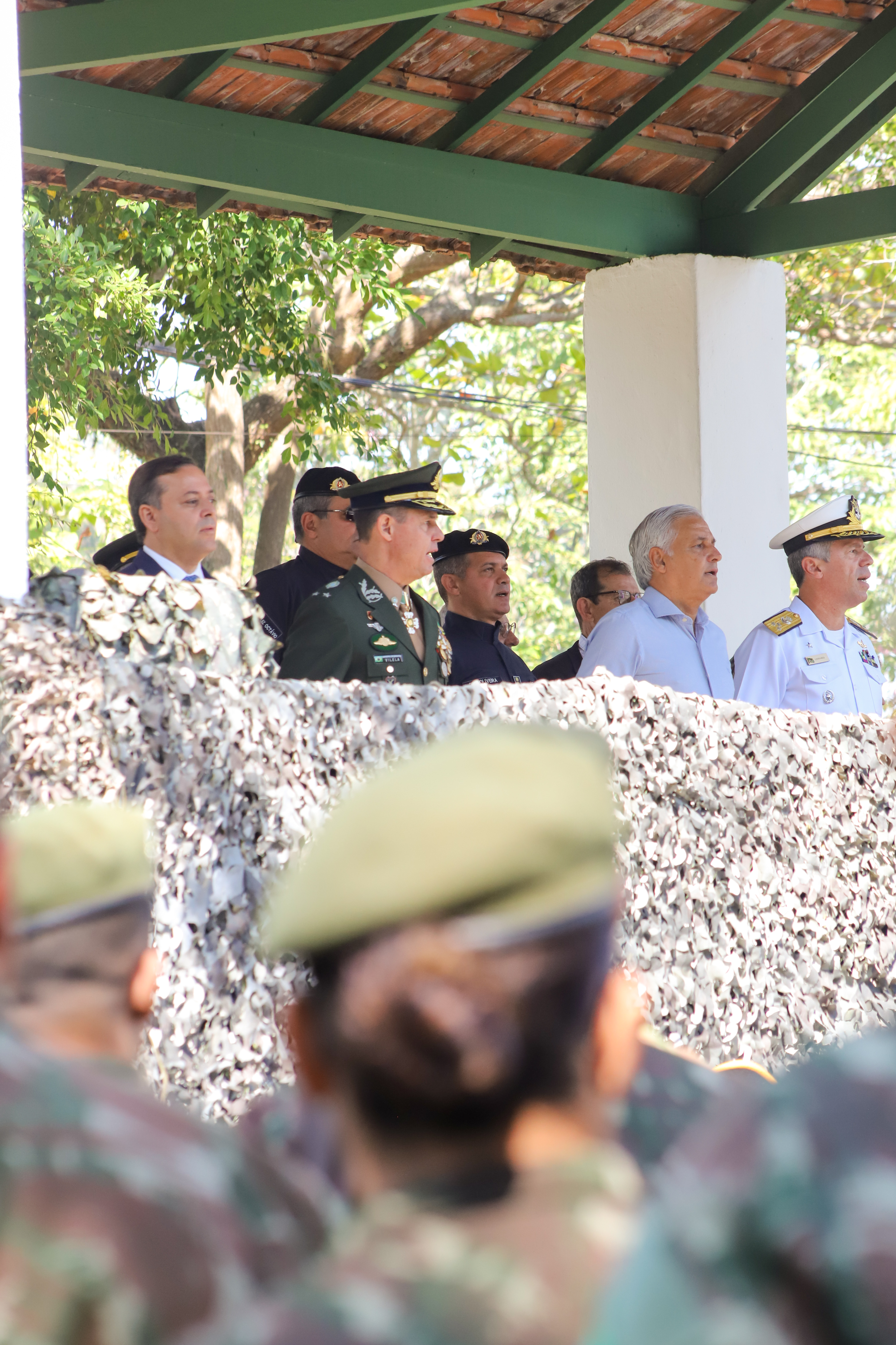 Prefeito Rodrigo Neves participa de cerimônia pelo Dia do Soldado no Gragoatá