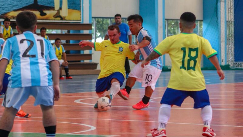 Esporte sem barreiras: Confederação sediada em Niterói realiza seletiva nacional e prepara a 2ª Copa do Brasil de Futsal para Pessoas com Nanismo