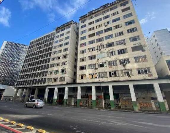 Prefeitura de Niterói conclui quarta etapa de pagamento de indenizações do “Prédio da Caixa”