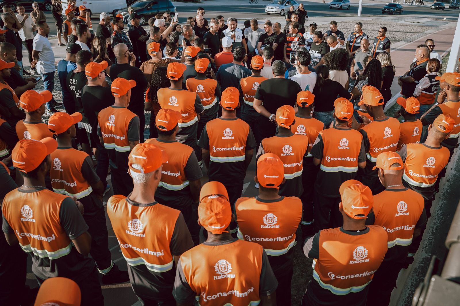 Itaboraí inicia novo tempo na limpeza urbana com operação da Conserlimpi
