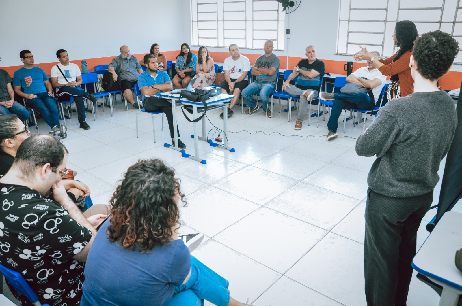 Itaboraí promove formações continuadas para Anos Finais e EJA com foco no cuidado docente e engajamento escolar