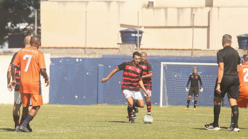 Itaboraí recebe ídolos do Flamengo em jogo solidário no Alzirão