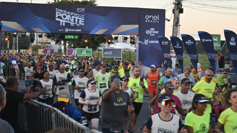 Desafio da Ponte atrai milhares de corredores num percurso de 21km entre Niterói e Rio