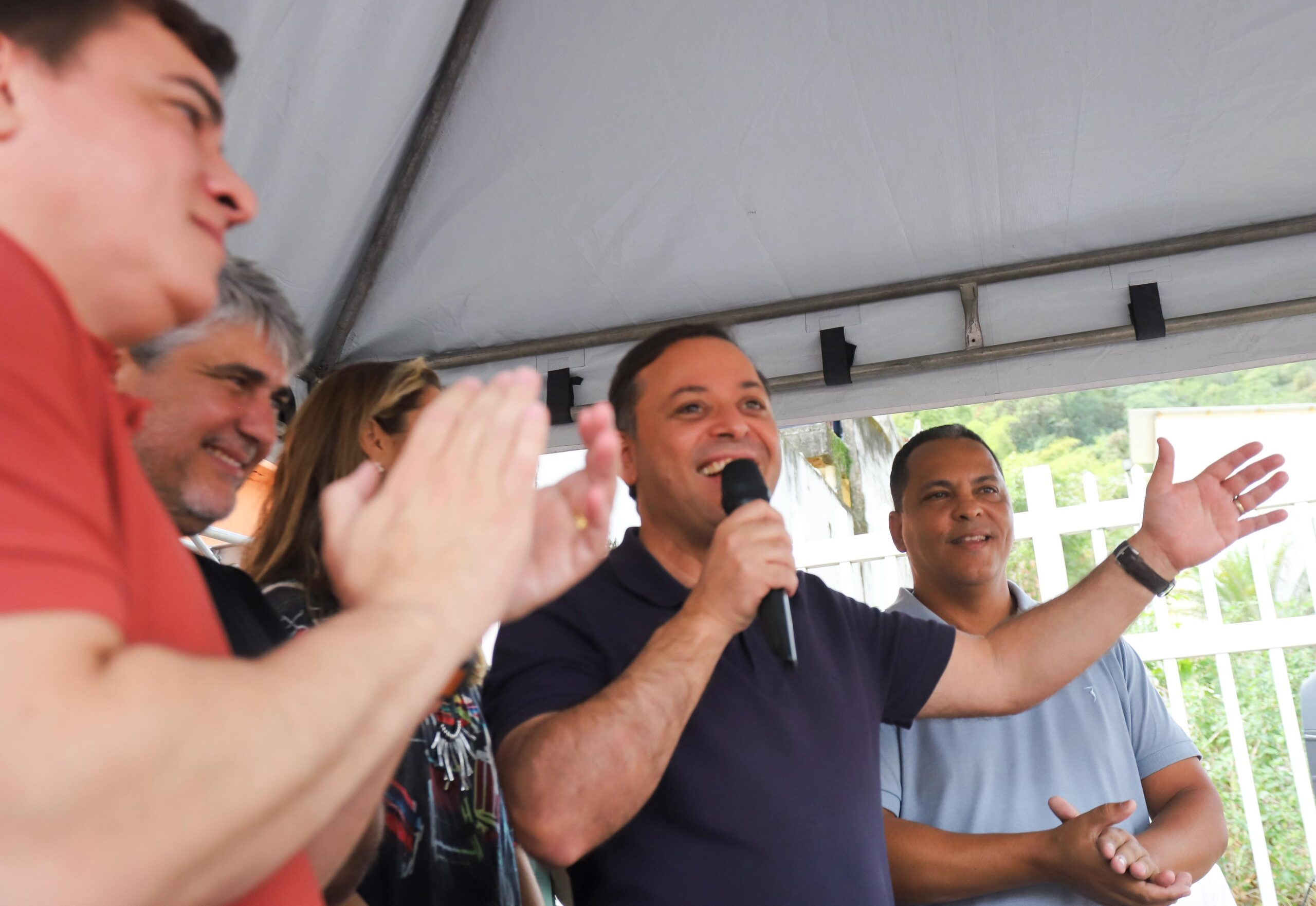 Obras da Prefeitura de Niterói vão beneficiar moradores da rua Teixeira de Freitas, no Fonseca