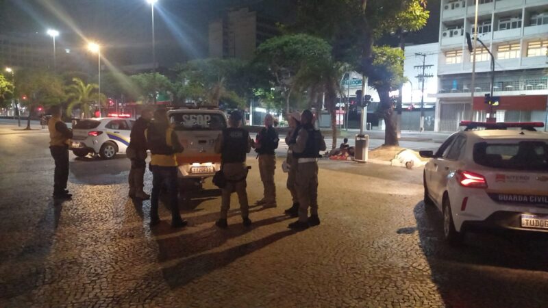 Guarda Municipal de Niterói prende dupla com apoio do Cisp após furto de fios no Fonseca