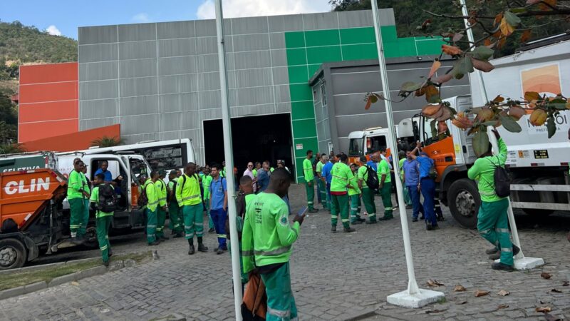 Funcionários da Econit paralisam atividades em protesto por direitos trabalhistas em Niterói