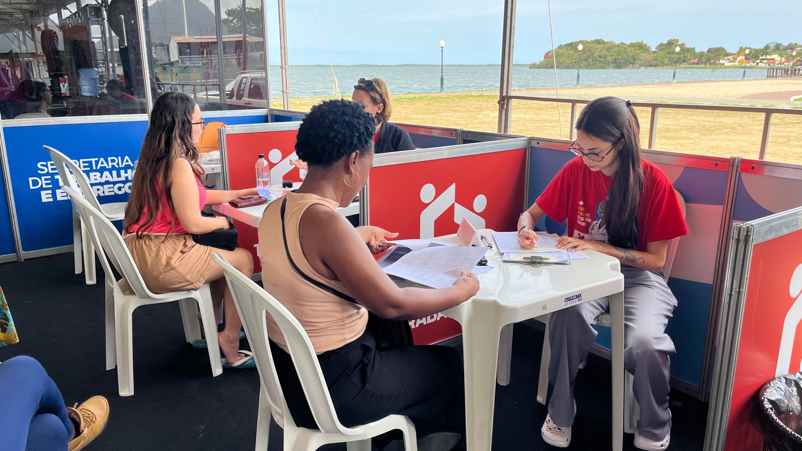 Casa do Trabalhador Itinerante chega à Orla do Marine, em São José do Imbassaí