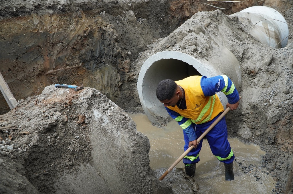 Obras nos bairros Sacramento, Eliane e Iêda estão avançando