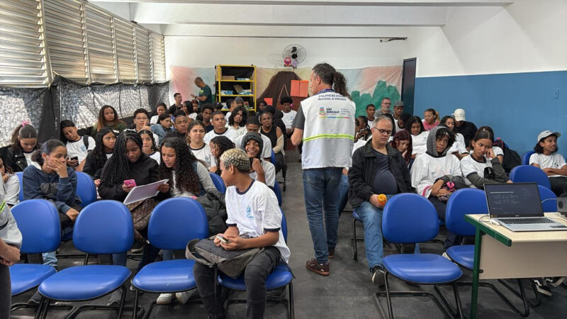 São Gonçalo realiza projeto de combate às drogas em unidades de ensino