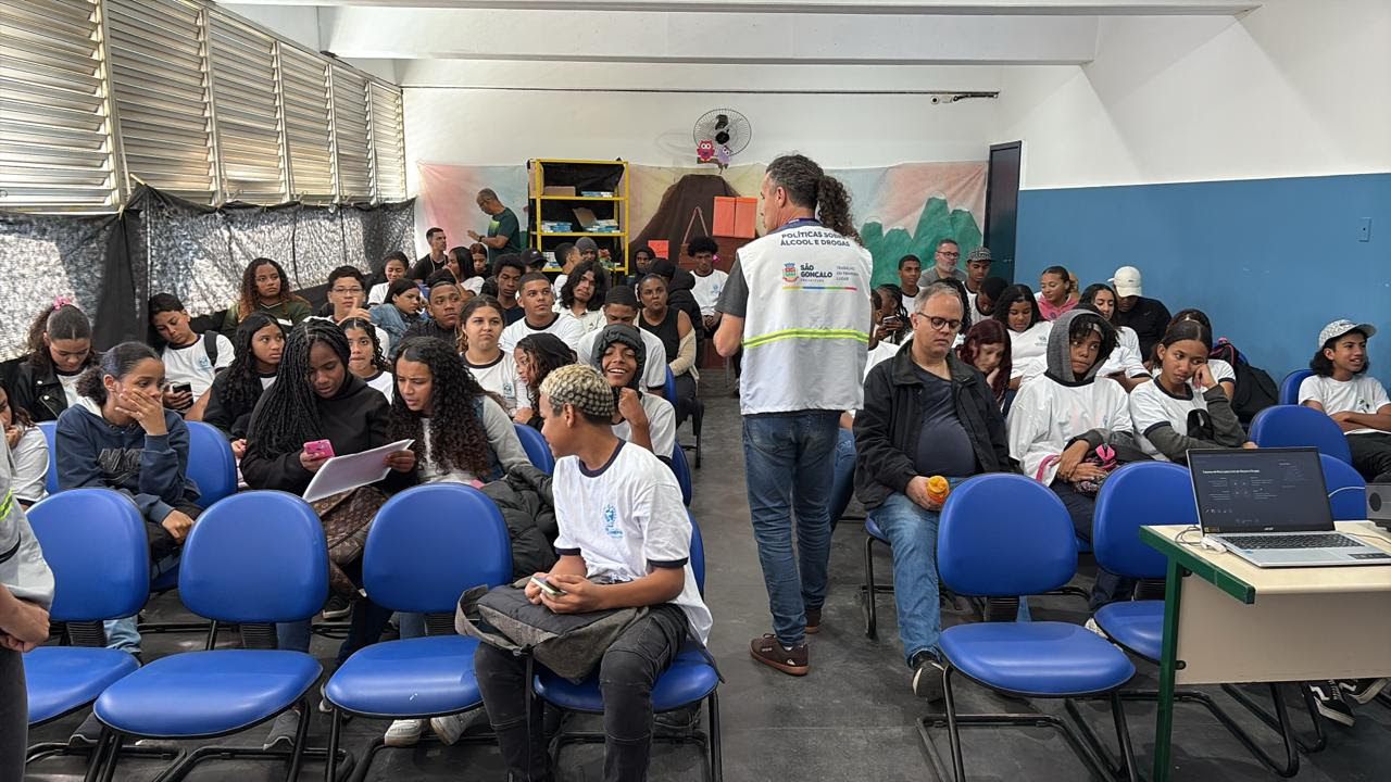 São Gonçalo realiza projeto de combate às drogas em unidades de ensino