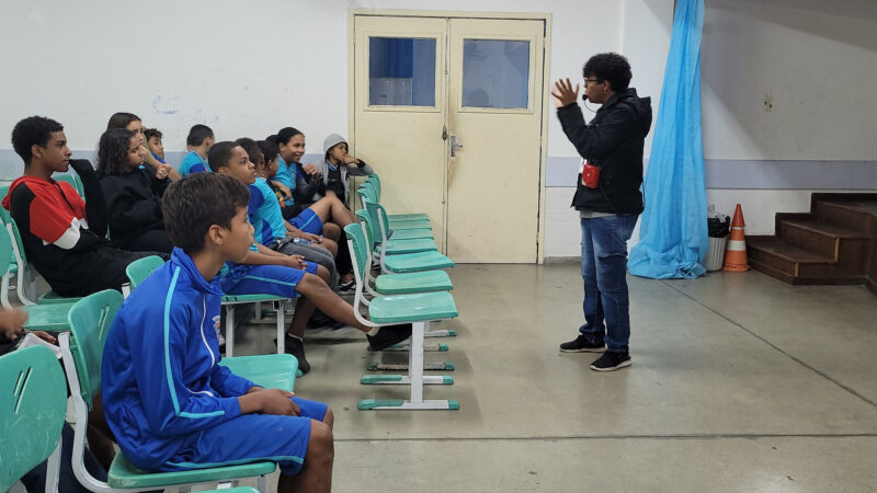 Projeto Meu Ambiente promove atividade sobre manguezais em escola de São Miguel