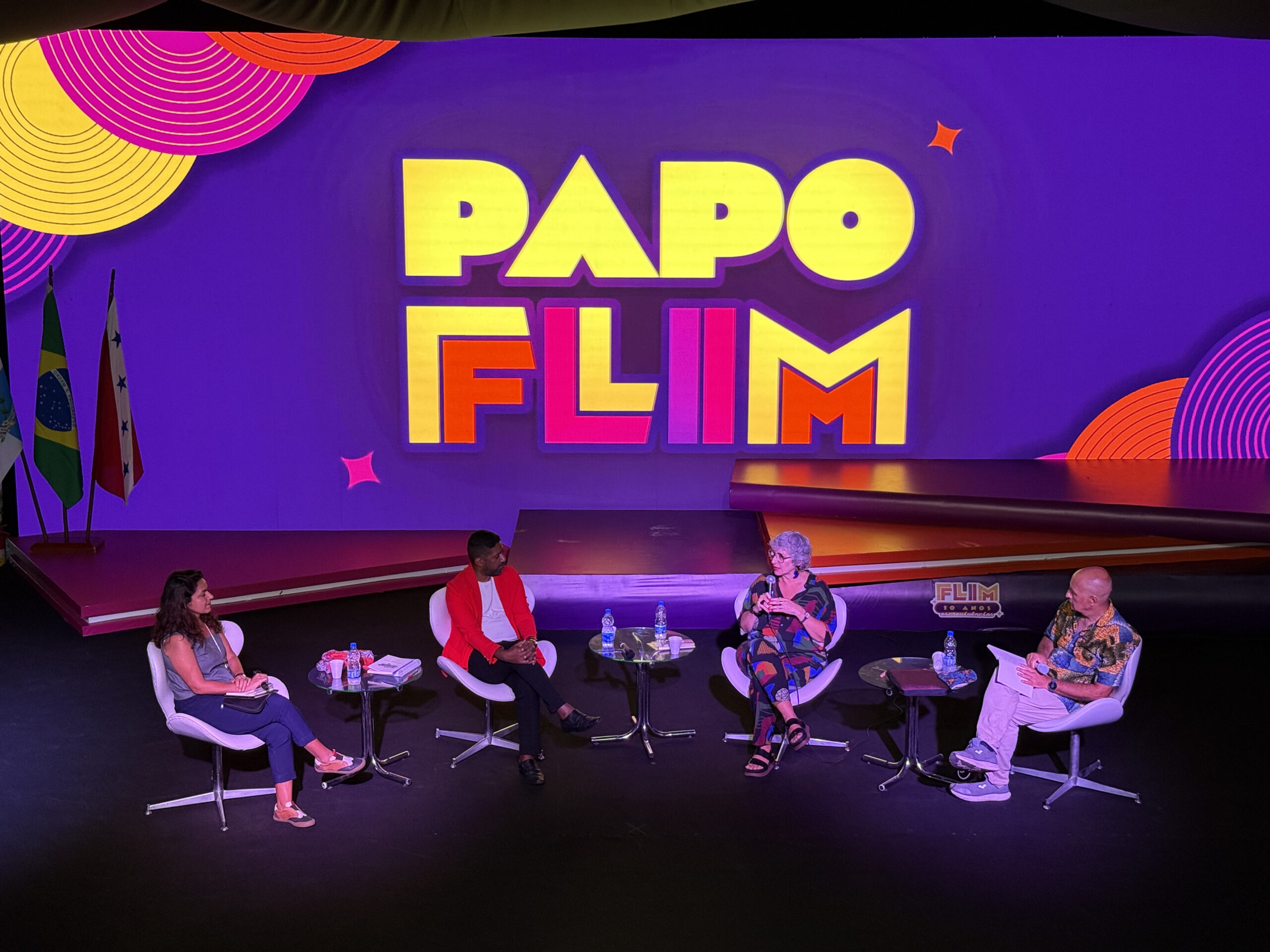 Rodas de conversa sobre literatura e valorização da cultura marcam o 6º dia da FLIM