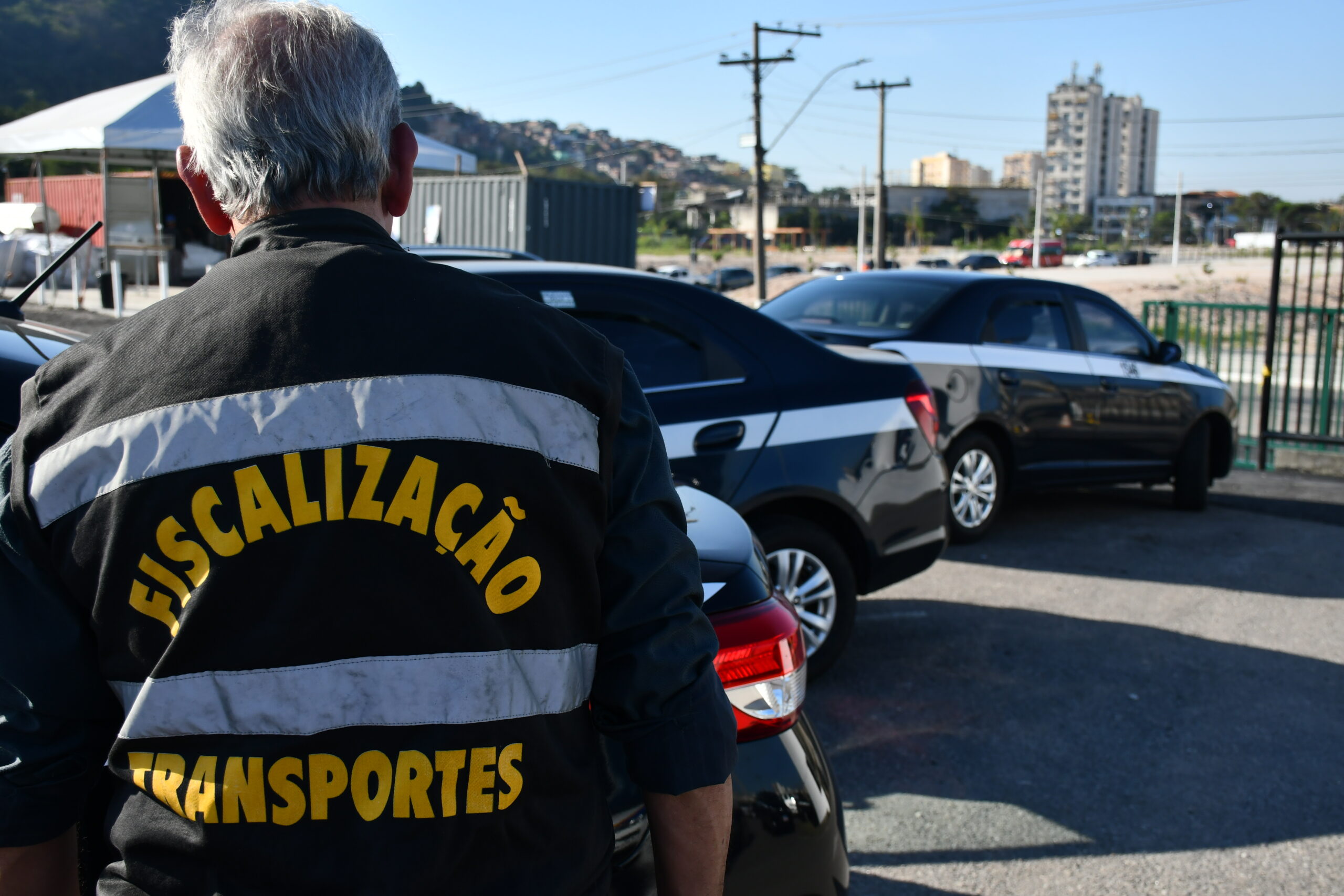 Prefeitura de Niterói abre vistoria para táxis com fabricação em 2013 e 2014