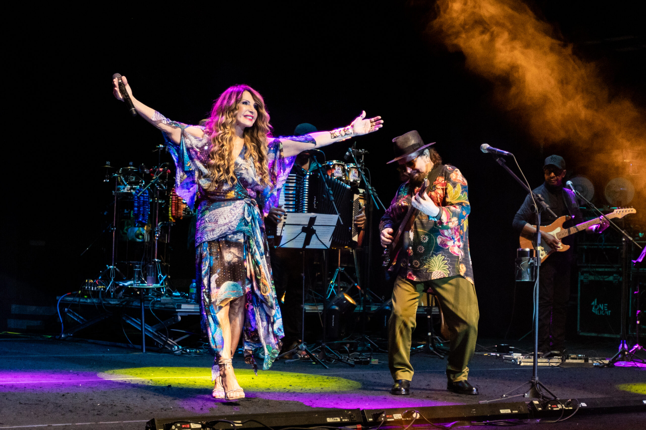 Elba Ramalho e Geraldo Azevedo se apresentam em outubro na Praia de São Francisco