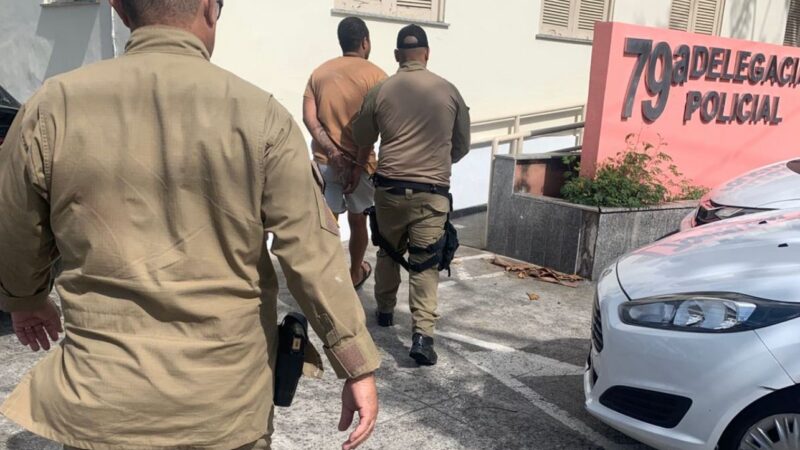 Homem é preso após invadir residência em São Francisco, Niterói