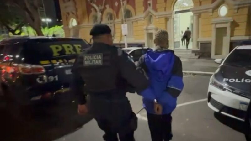 “Frango” rodou! Foragido da Justiça por homicídio é preso pelo 12º BPM em Niterói.