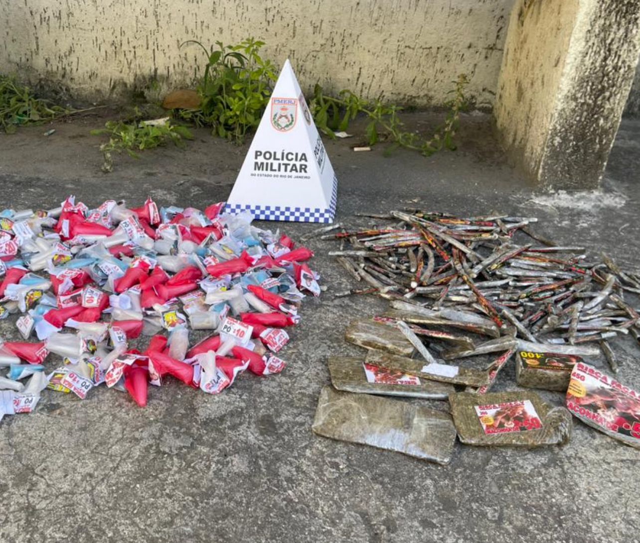 Polícia fecha cerco e prende Homem com mochila abarrotada de drogas em São Gonçalo