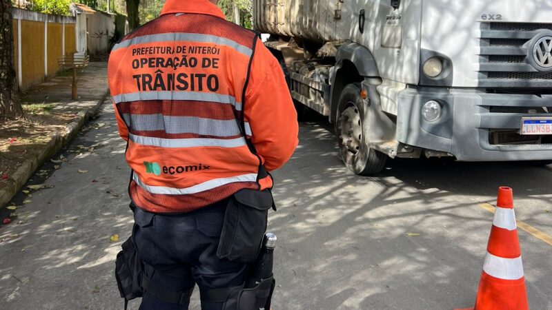 ACIDENTE GRAVE AGORA A TARDE NO LARGO DA BATALHA EM NITERÓI