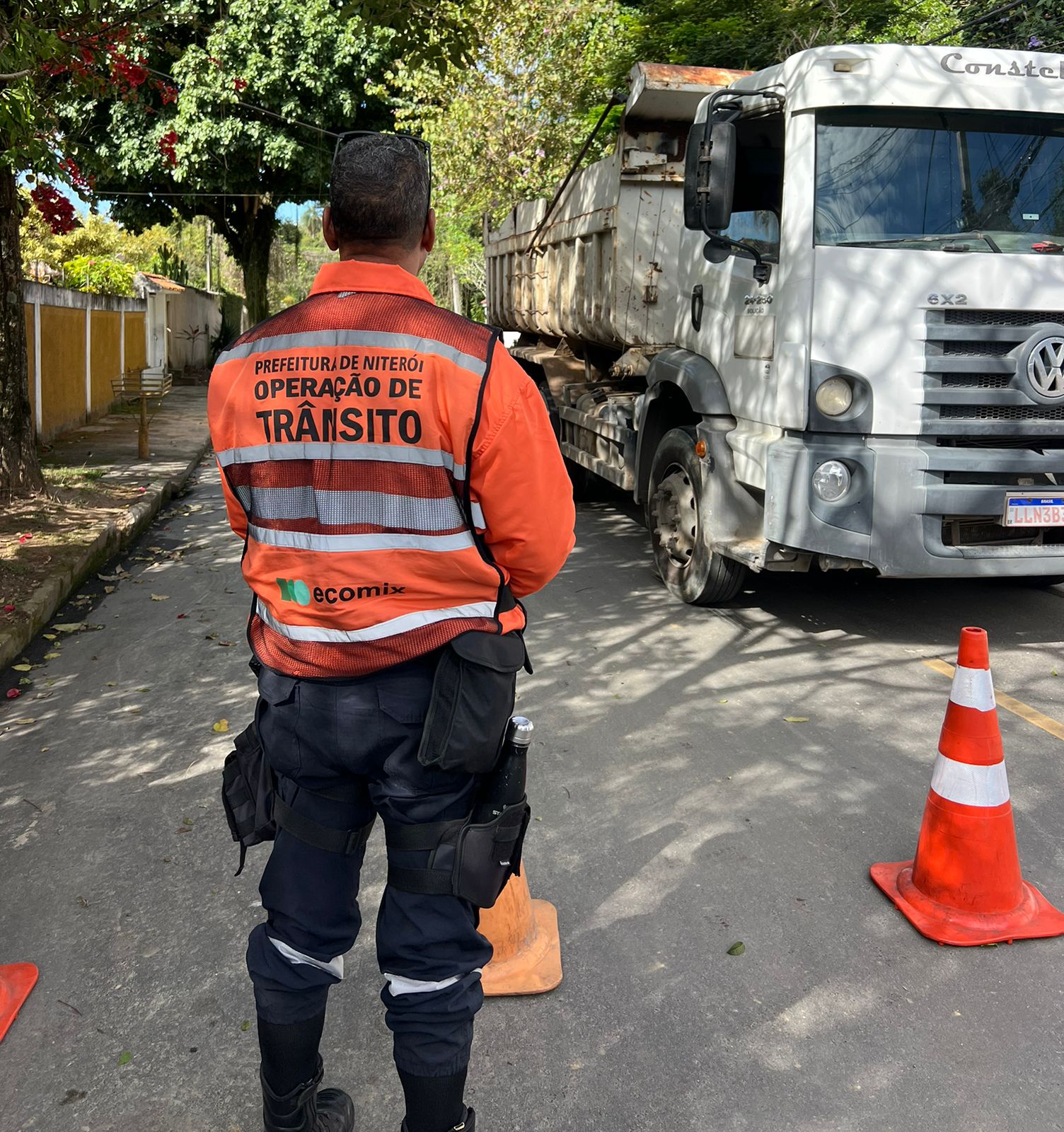 ACIDENTE GRAVE AGORA A TARDE NO LARGO DA BATALHA EM NITERÓI