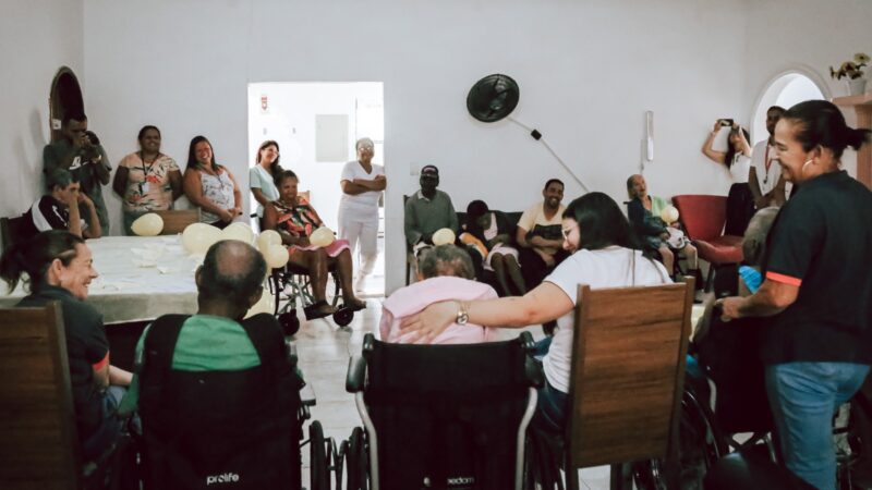 Instituição de Longa Permanência para Idosos, em Itaboraí, promove roda de conversa sobre valorização da vida no Setembro Amarelo