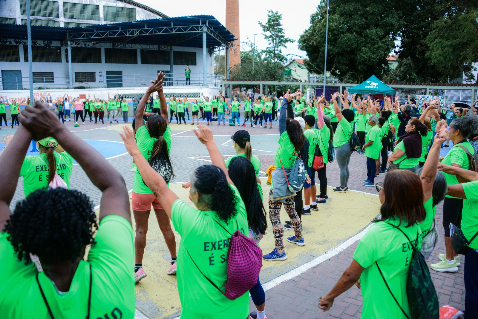 Itaboraí realiza caminhada “Onda Verde” em homenagem ao Dia do Profissional de Educação Física
